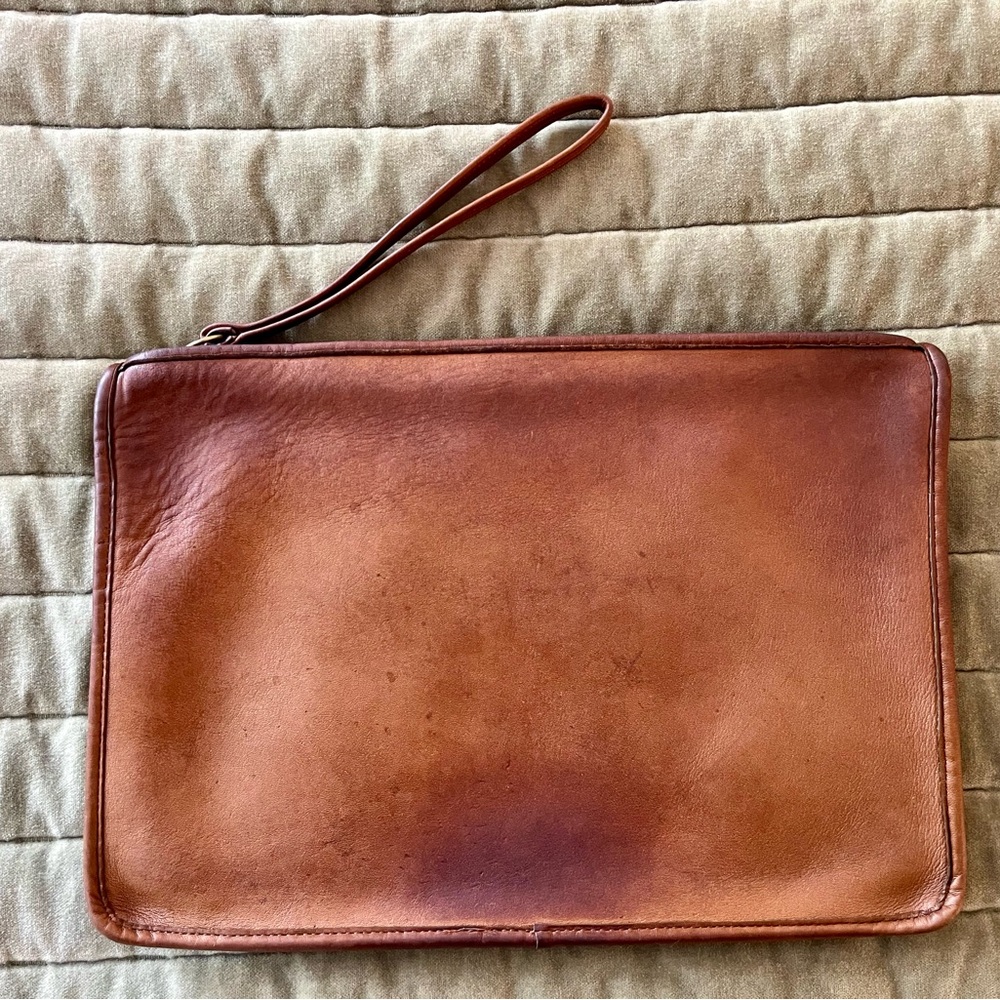 Vintage Coach leather portfolio clutch glue in registration